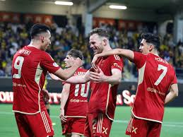 Aberdeen defeated Queen’s Park to reach the Scottish Cup semifinals.