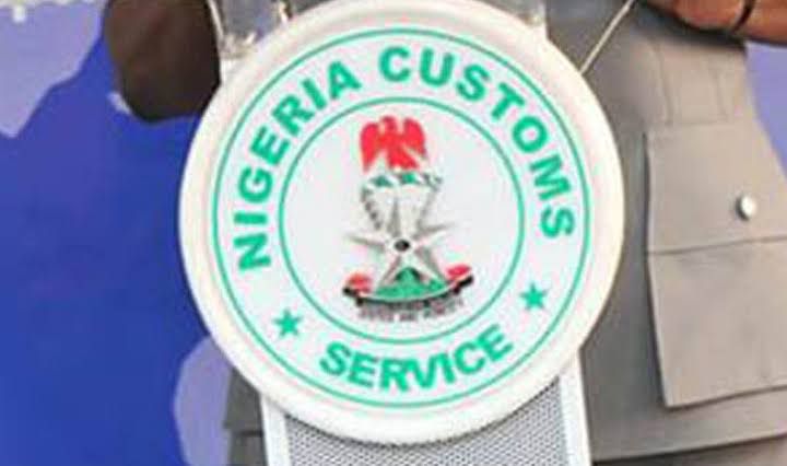 Customs Earns Praise for Boosting Trade