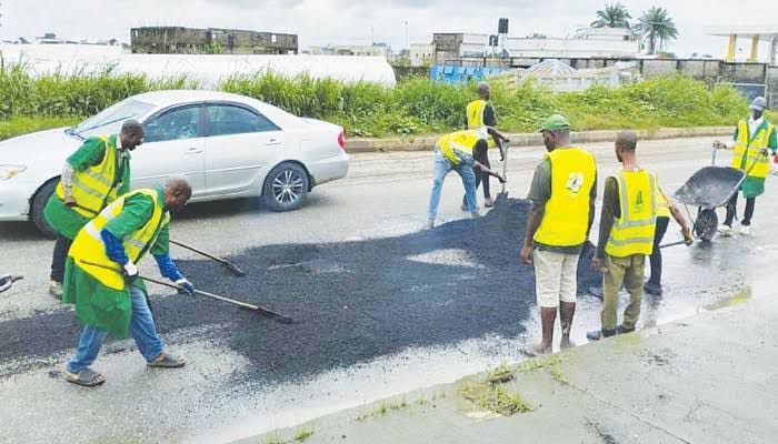 Nigeria to Spend N880bn Annually on Road Maintenance – FG