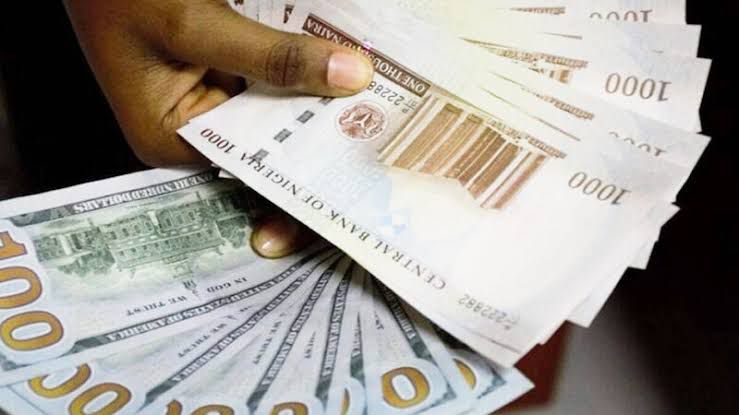 Naira Dips to ₦1,532.34/$ Despite CBN Moves