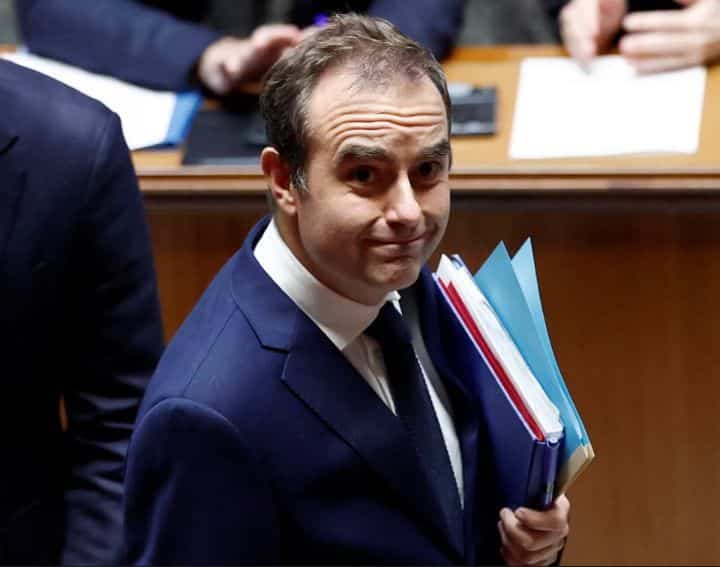 French government faces threat of censure over wealth tax