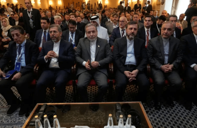 Iran says no prospect of talks as West builds pressure over nuclear issue