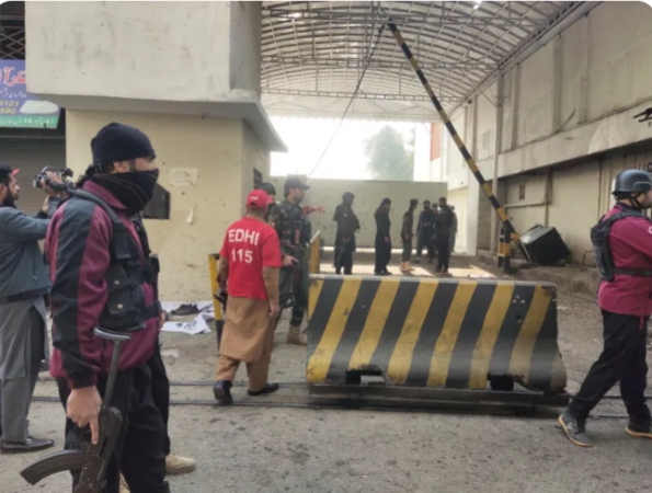 Three suicide bombers attacked the Federal Constabulary headquarters in Peshawar, killing three officers and wounding civilians, escalating Pakistan security crisis amid rising Pakistan Taliban violence.