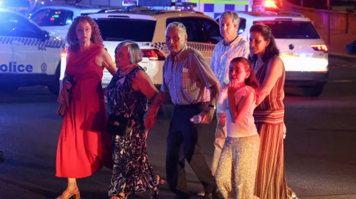 Bondi beach shooting gun law debate intensifies after Sydney terror attack
