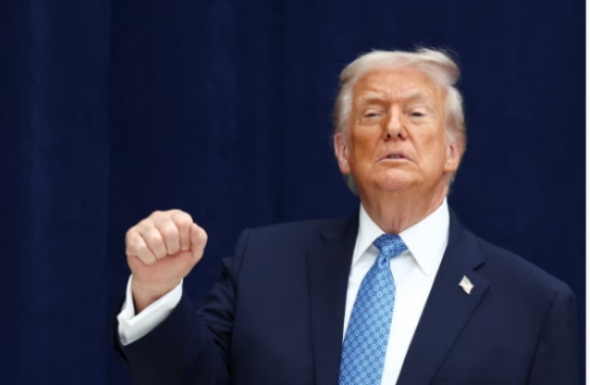 Trump sets ‘Christmas deadline’ for Ukraine peace deal, denies pressuring Kyiv