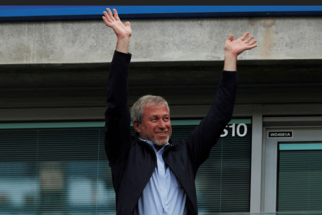 Keir Starmer warns Roman Abramovich the “clock is ticking” on transferring £2.5bn from Chelsea sale to aid Ukraine, with legal action ready if he fails.