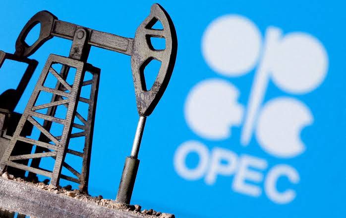 OPEC+ pauses oil output hike