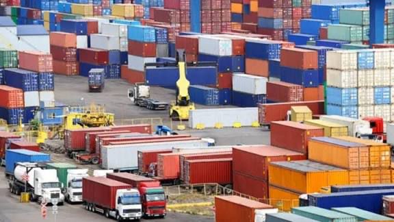 customs agents threaten protests