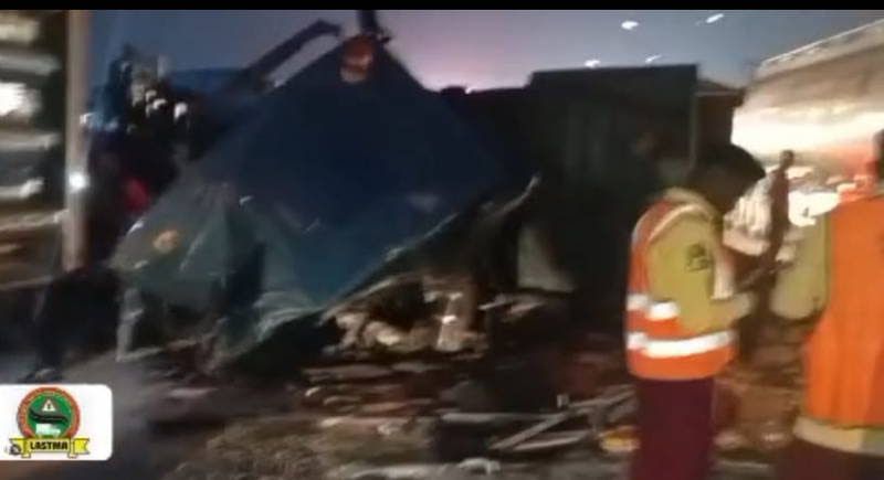 LASTMA confirms fatal trailer accident at Otedola bridge