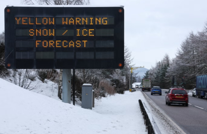 Storm Goretti UK red weather alert as a man is killed by a falling tree, thousands lose power, and snow, ice, wind warnings continue nationwide.