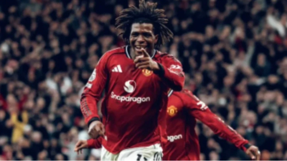 Patrick Dorgu hails Carrick as Manchester United’s new manager has transformed the squad’s mentality, bringing forward-thinking attacking play, renewed confidence, and intensity to Old Trafford.