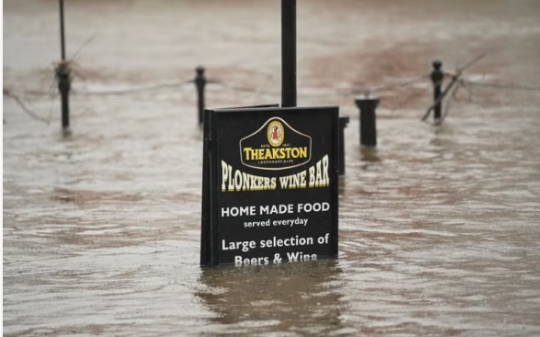 Storm Chandra latest: ‘Danger to life’ flood warning and travel chaos hit UK