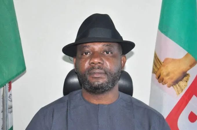APC leaders warn governors against controlling congres