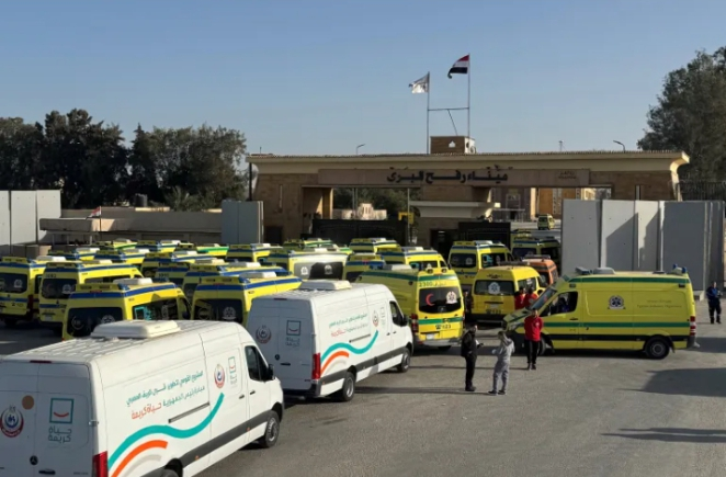 Gaza Rafah crossing reopens for limited traffic