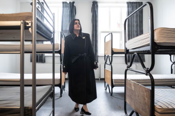 UK suspends student visas for four countries amid asylum abuse claims