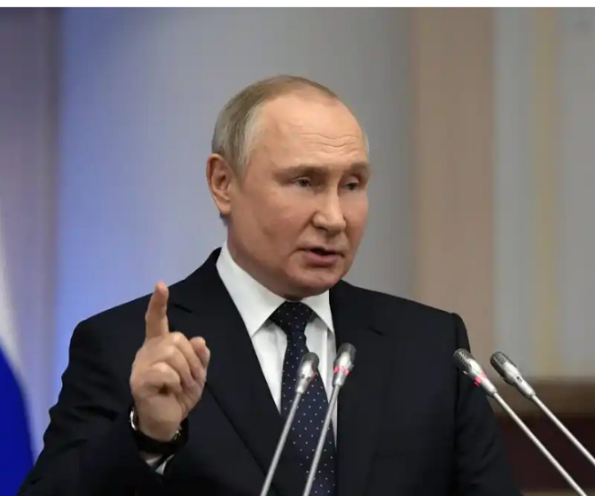 Putin prioritizes Russia-Iran contact amid US-Israel operation as diplomatic tensions escalate