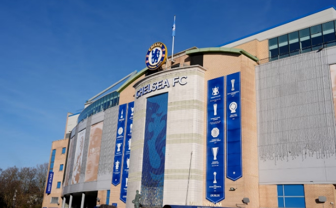 Roman Abramovich fights to keep £2.5bn from Chelsea sale