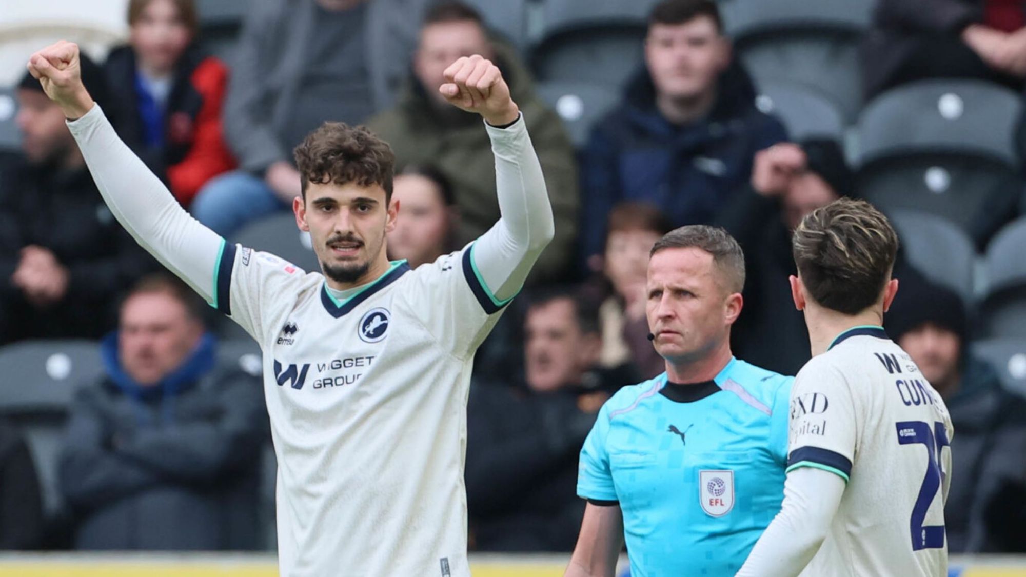 Hull City vs Millwall: Lions claim big 3-1 away win