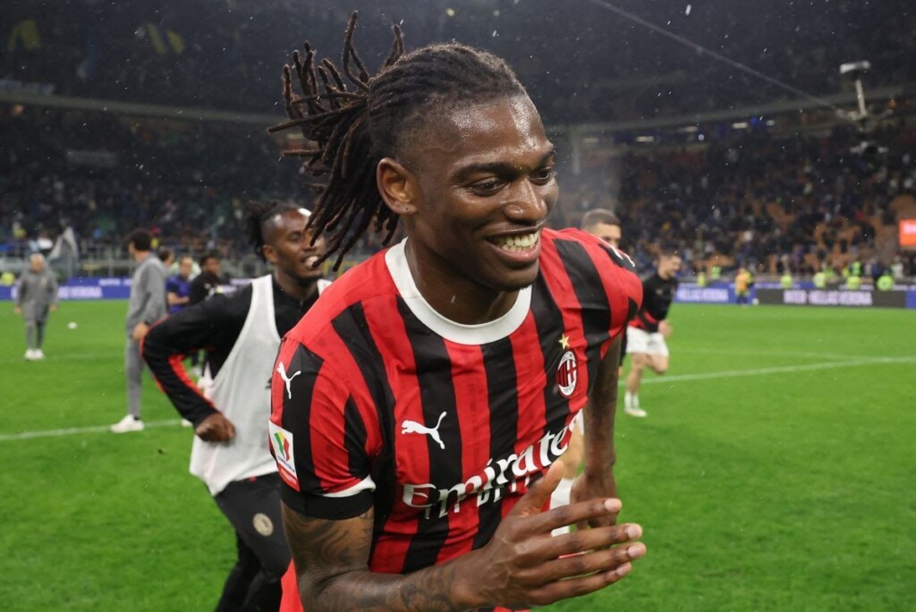 Manchester United transfer news: Leao talks, Sancho exit decision and Mainoo contract boost