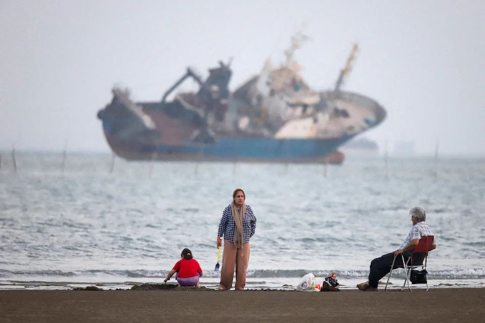 US attacks Iranian radar sites after Iran launches drones over Strait of Hormuz