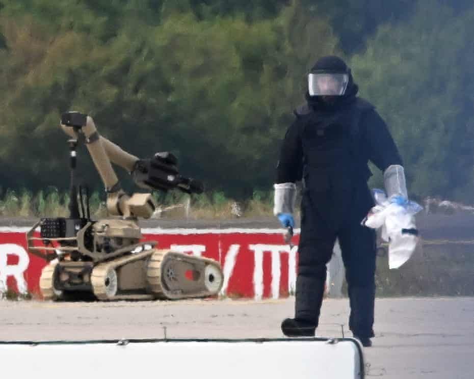Leipzig airport:Bomb disposal robot deployed after explosive drone found at German airport 🇩🇪💣