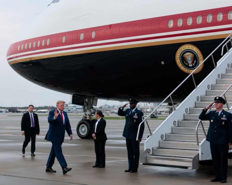 Trump Air Force One switch sparks security questions