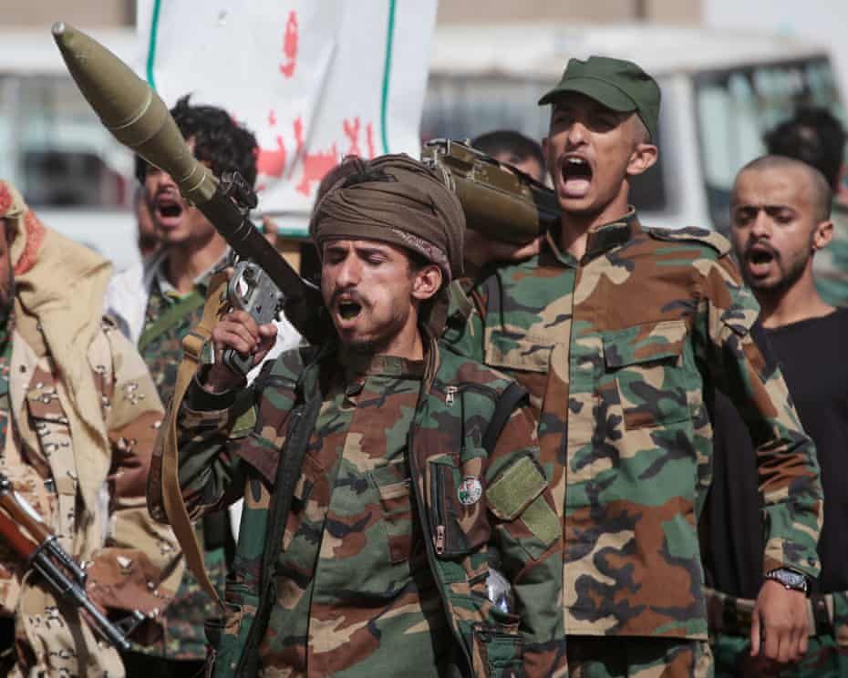 Houthi advance in Yemen forces nearly 50,000 civilians to flee as Red Sea war escalates