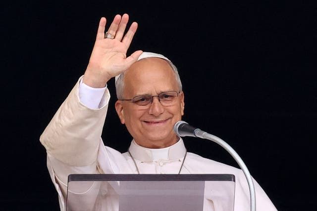 Pope Leo XIV returns to Sunday prayers after lung cancer surgery, thanks supporters