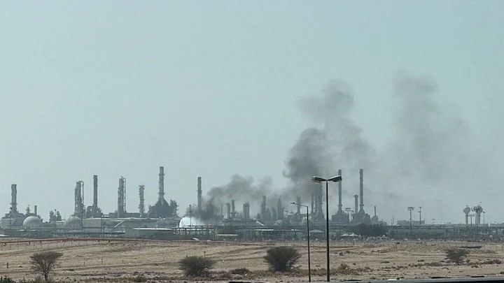 Oil prices fall as G7 releases stocks despite rising Middle East attacks